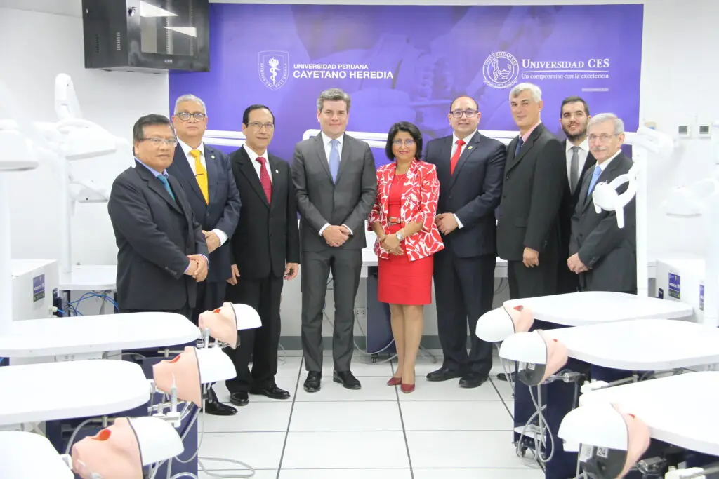 CAYETANO HEREDIA AND UNIVERSIDAD CES OF COLOMBIA INAUGURATE THE SIMULATION LABORATORY IN FANTOMAS